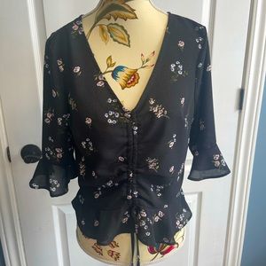 Light weight dynamite flower top